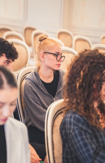 Influencer Marketing (Domnișoara Ovăz) – 2